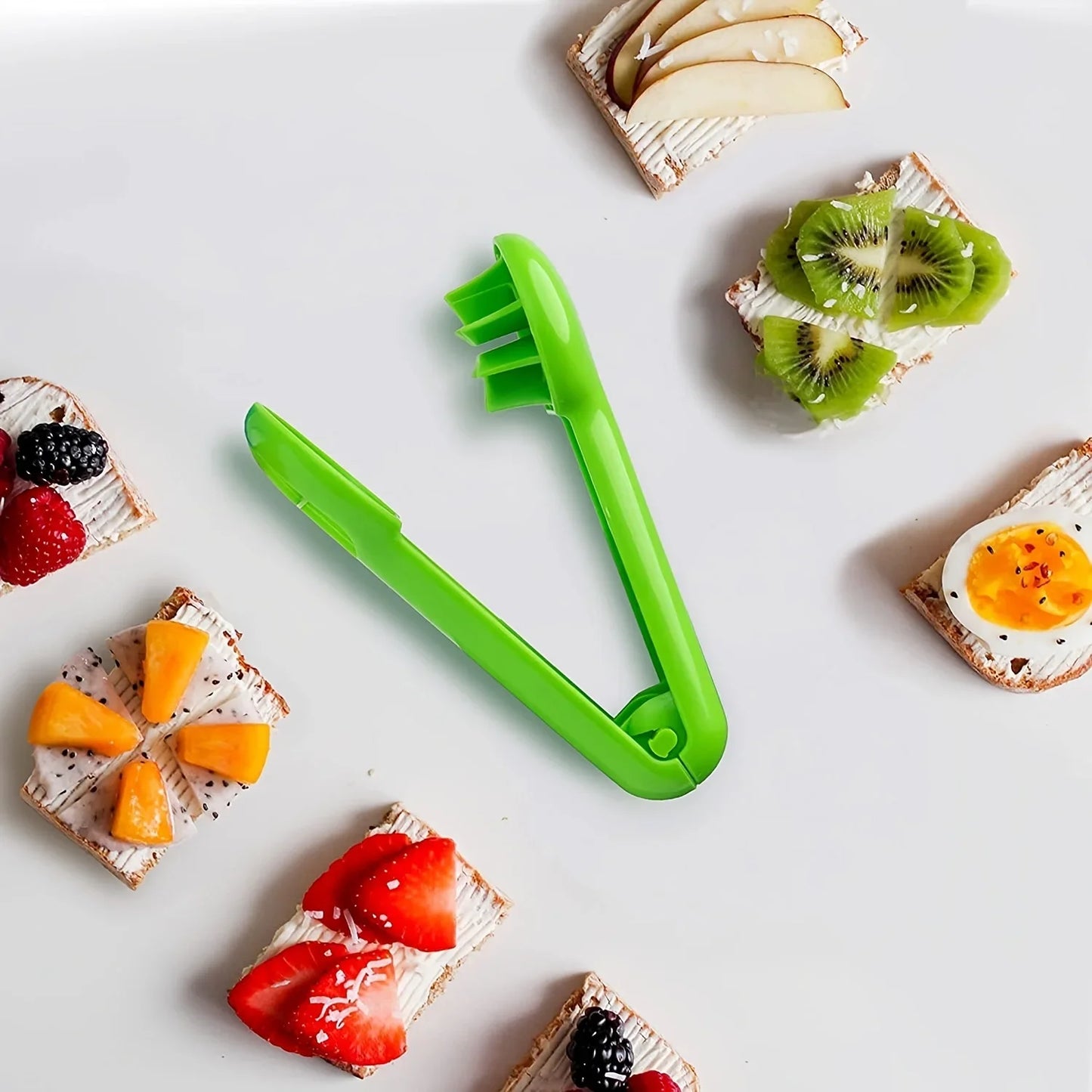 1pc/2pcs Grape Cutter, Green Multi-functional Fruit And Vegetable Cutter
