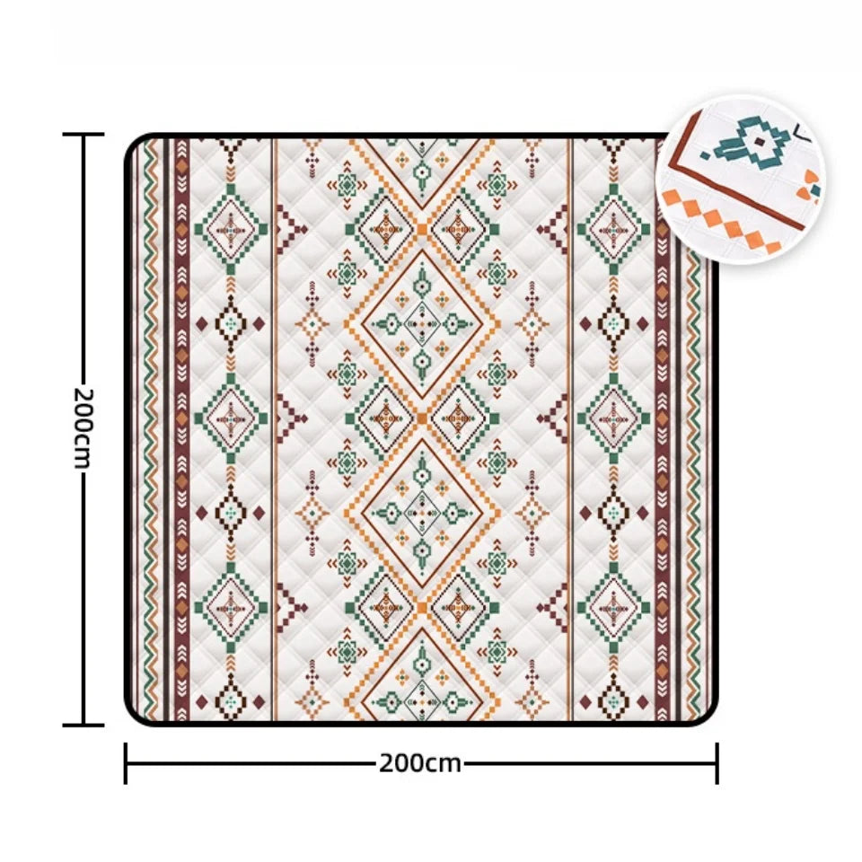 Outdoor picnic blanket, with handles for easy carrying, suitable for outdoor activities, water-resistant, suitable for camping.